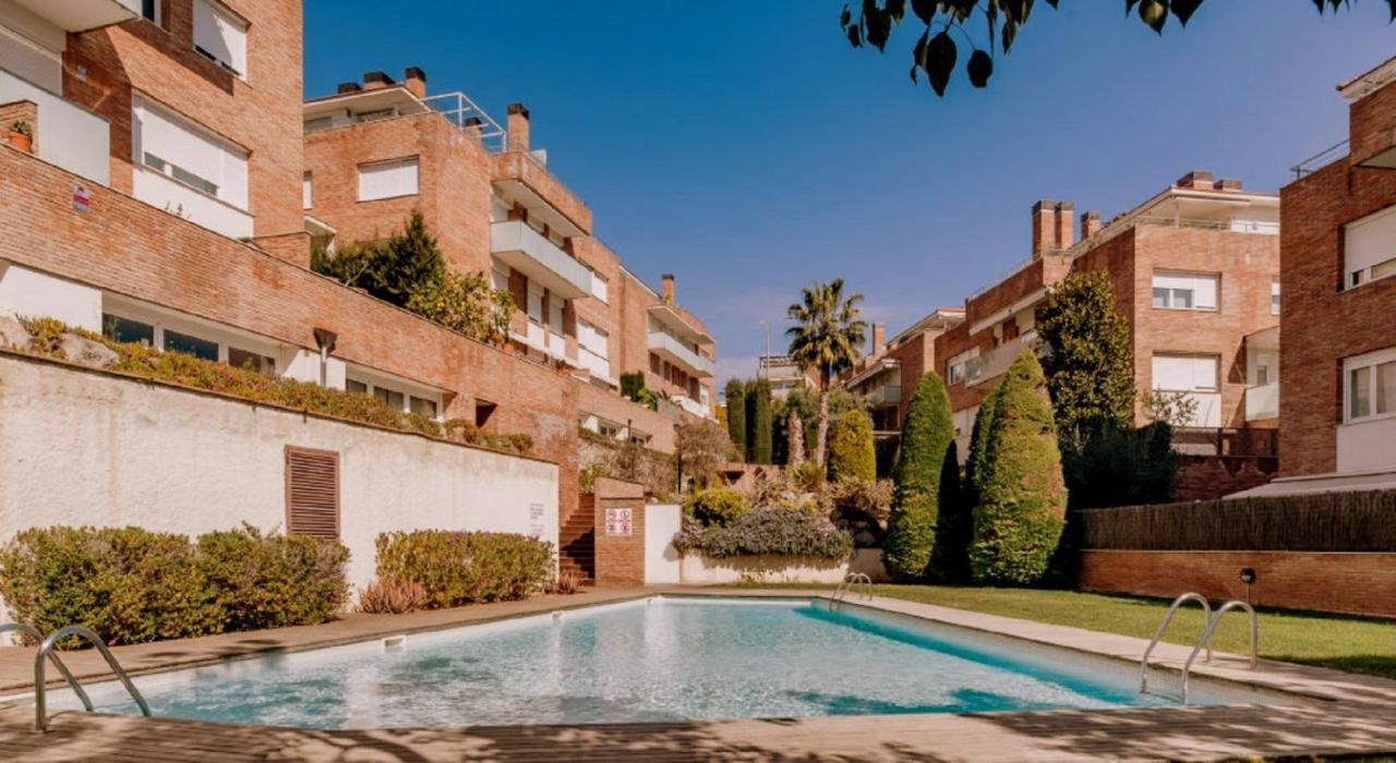Appartement Bonito Duplex Con Piscina En Barcelona&Playa à Tiana Extérieur photo
