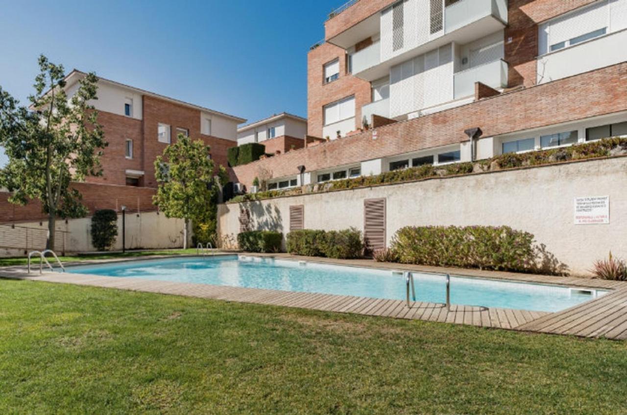Appartement Bonito Duplex Con Piscina En Barcelona&Playa à Tiana Extérieur photo